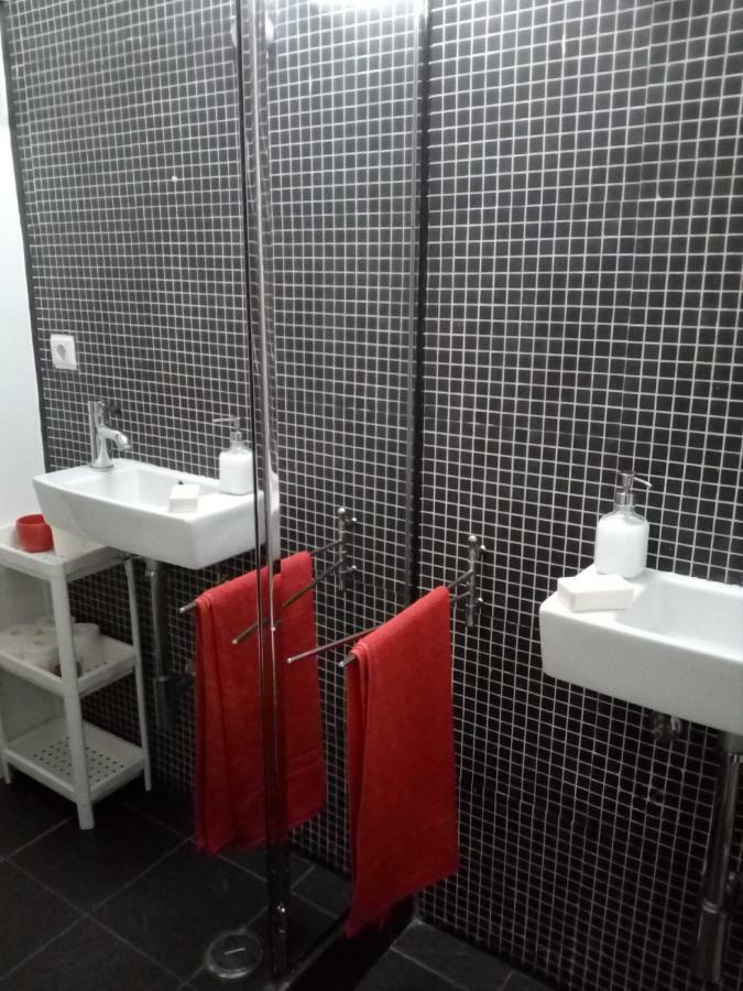 Apartment Stunning Near Chiado Lissabon
